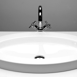 Praustuvas VISPOOL Oval 70x45, baltas, su skyle maišytuvui
